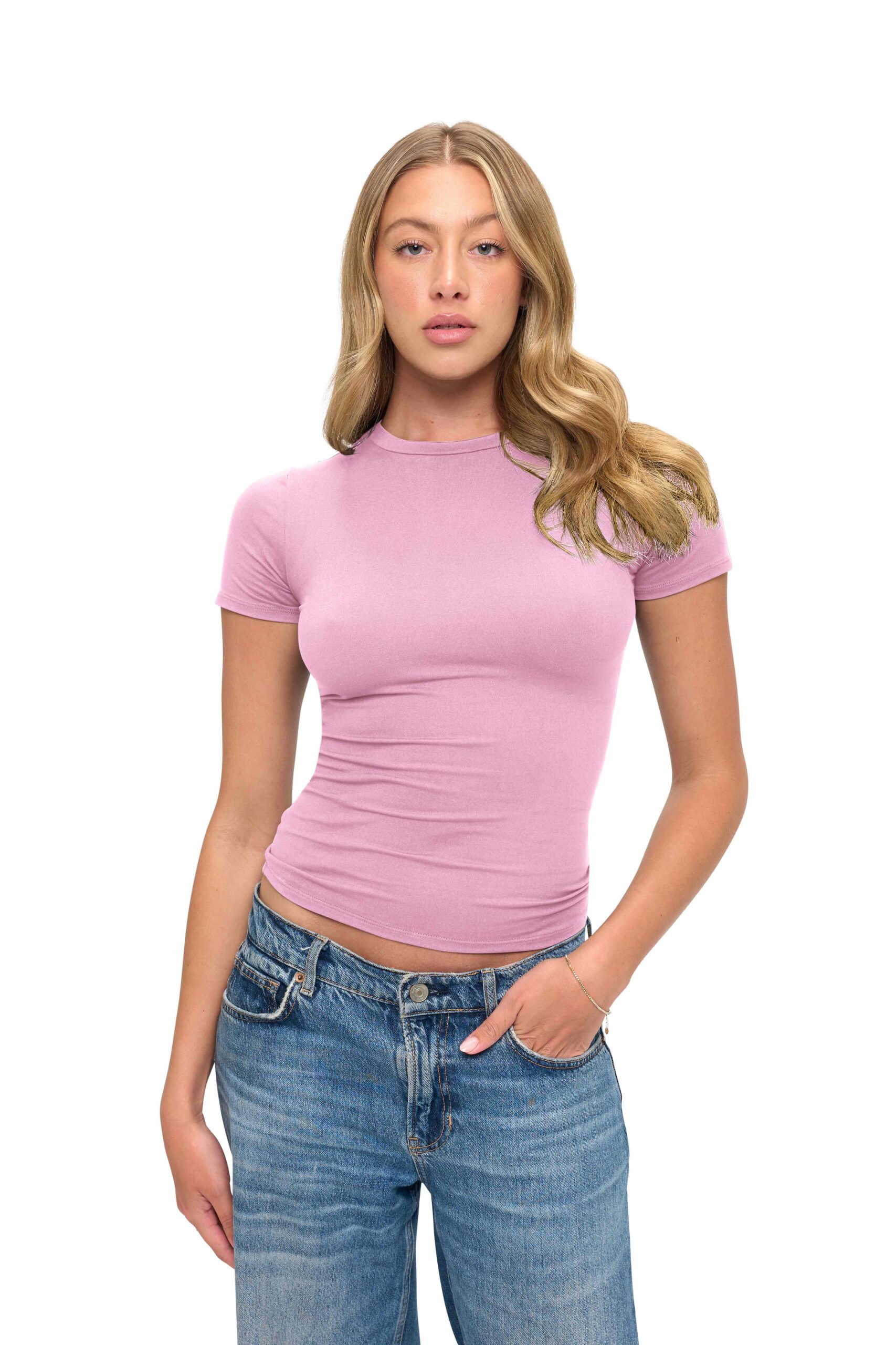 Wholesale women's pink short-sleeve fitted crew neck t-shirt with blue denim jeans